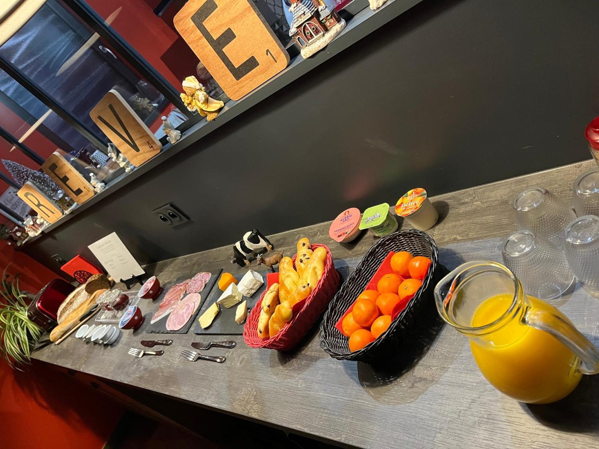 L'Attrap'Reves : Le Confort Hotelier, La Convivialite En Plus Ergersheim Exterior photo