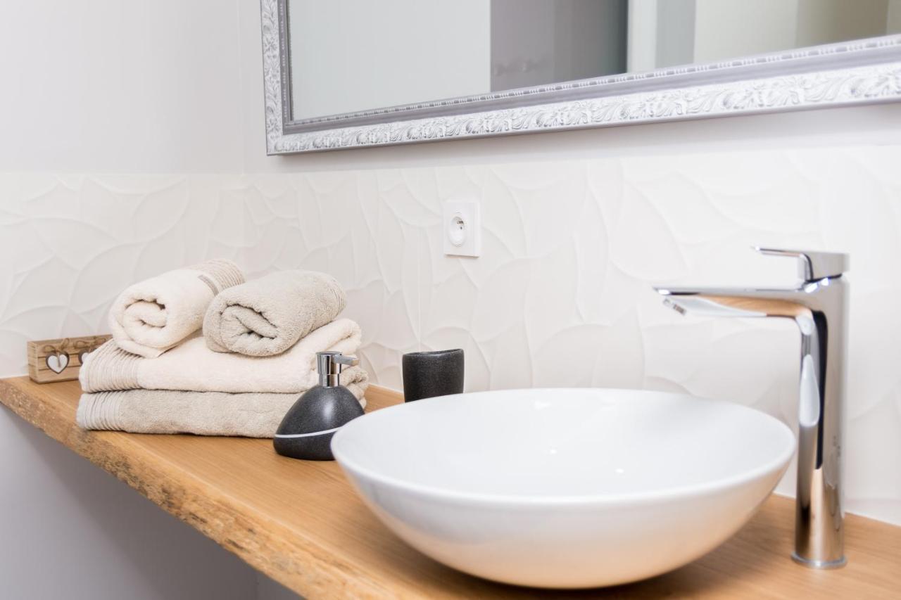 L'Attrap'Reves : Le Confort Hotelier, La Convivialite En Plus Ergersheim Exterior photo